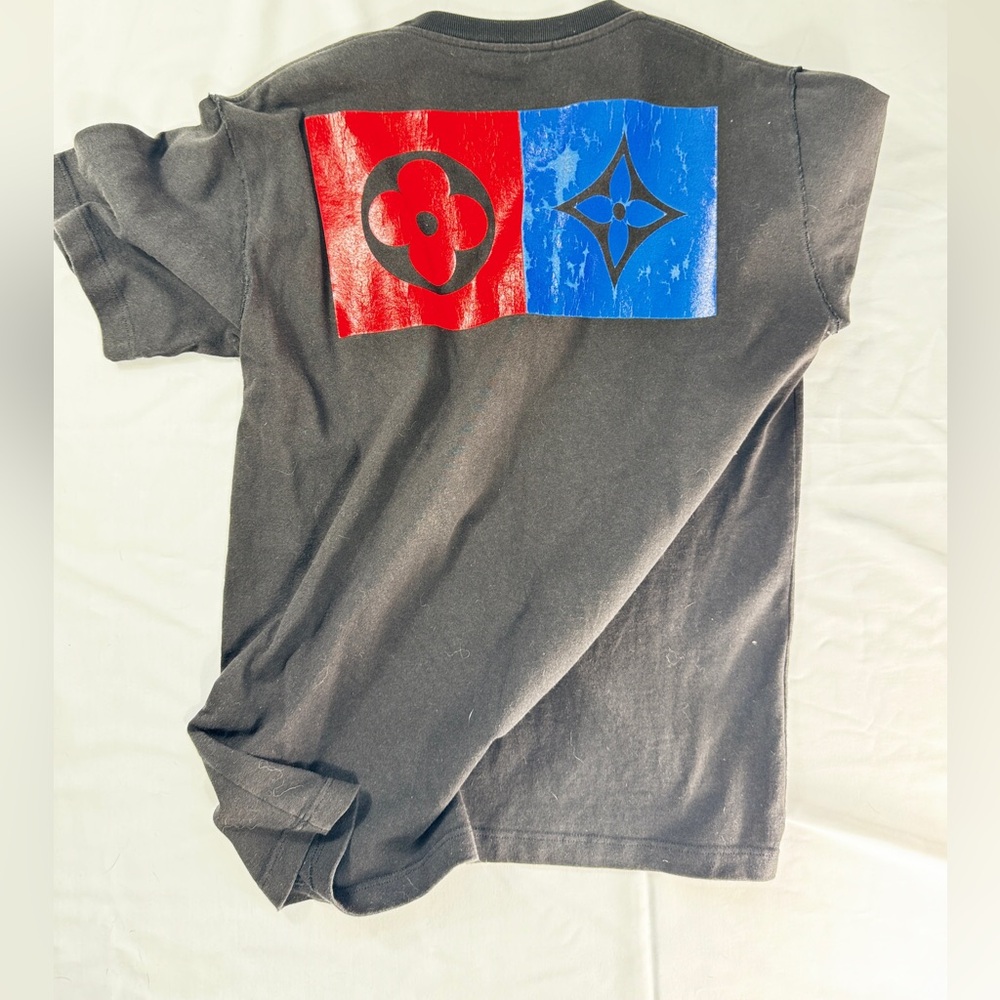 Louis Vuitton tee shirt